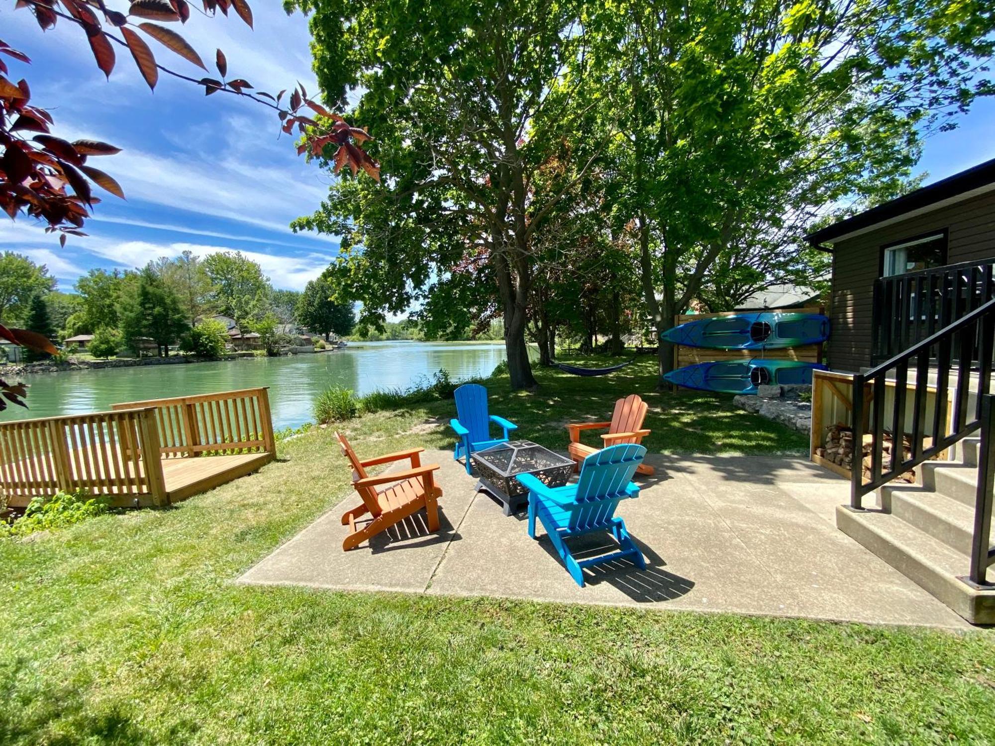 Creekside Cottage - Kayak, Sup, Fishing, Game Room, Steps To The Beach Kingsville Eksteriør bilde