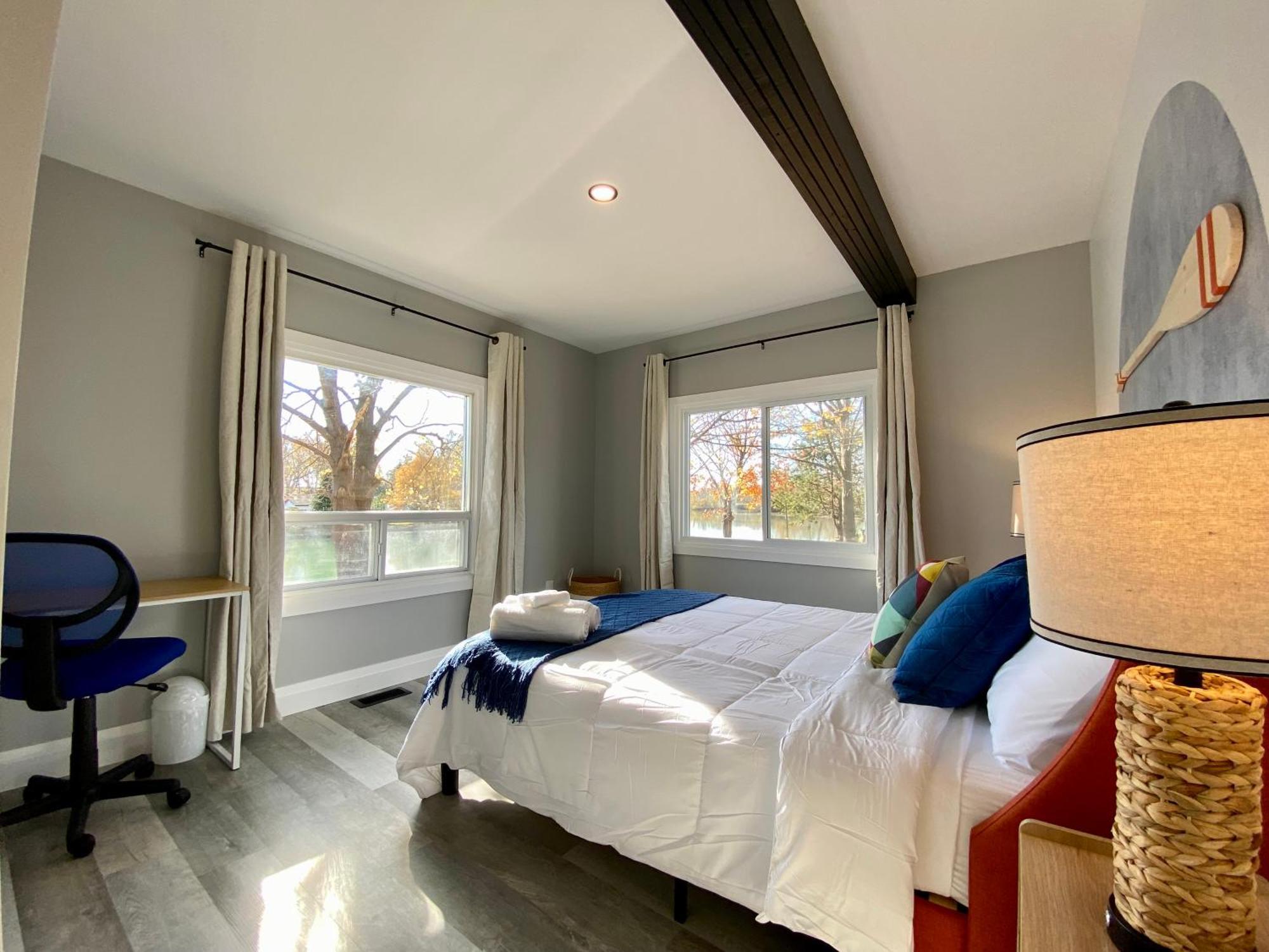 Creekside Cottage - Kayak, Sup, Fishing, Game Room, Steps To The Beach Kingsville Eksteriør bilde